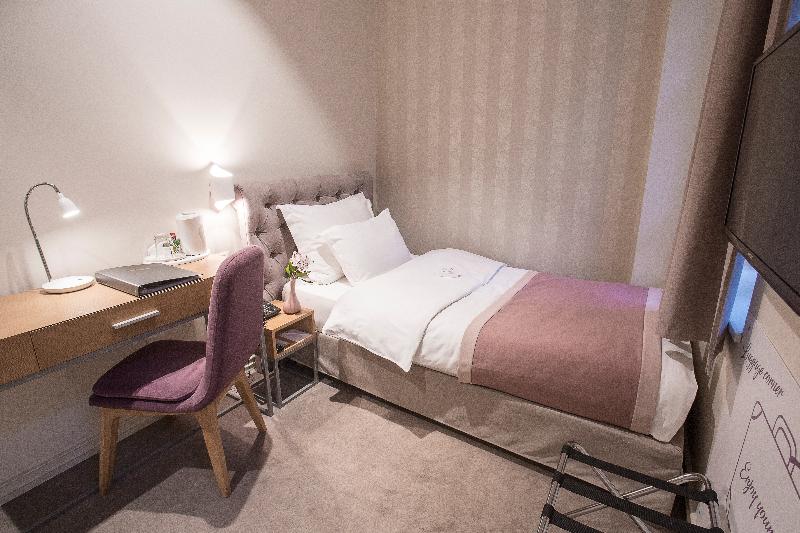 اتاق اکونومی یک تخته, Jump Inn Hotel Belgrade