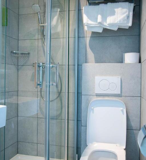 اتاق استاندارد, La Boheme