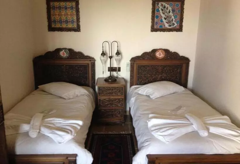 Standard Kolmen Hengen Huone, Nilya