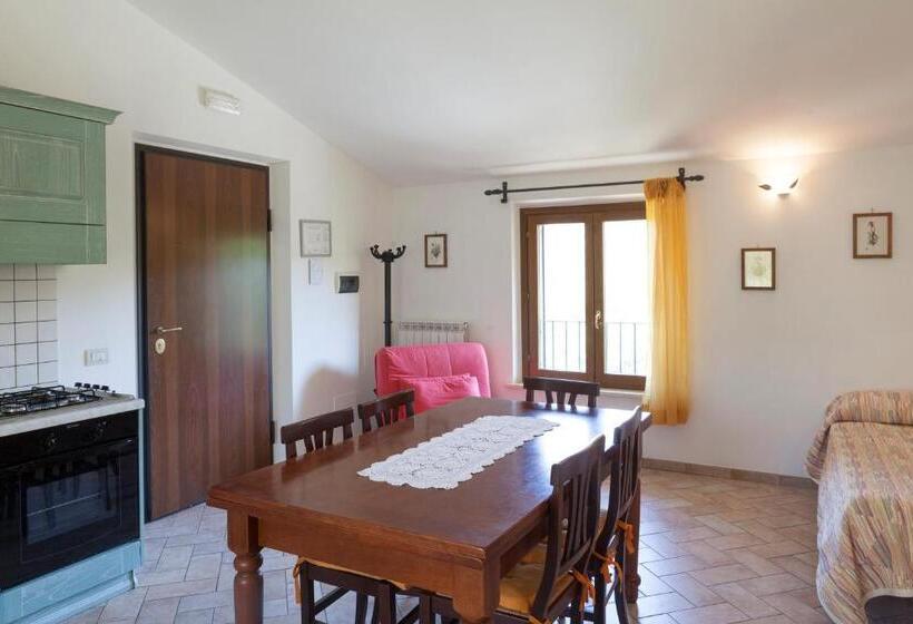 شقة غرفتين, Relais Parco Del Subasio