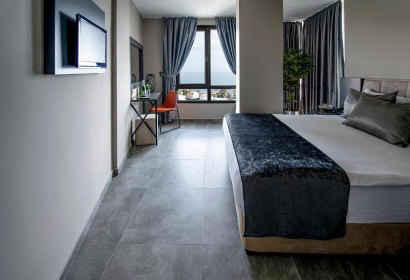 Standard Room Panoramic Views