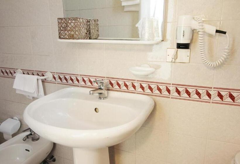 חדר סטנדרט, Pallotta