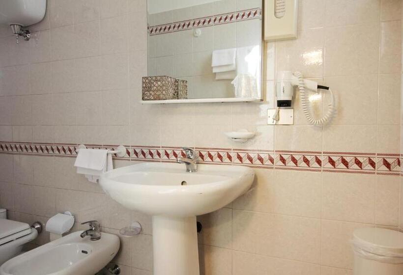 חדר סטנדרט, Pallotta