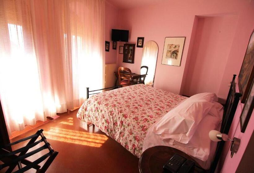 חדר סטנדרט, Pallotta