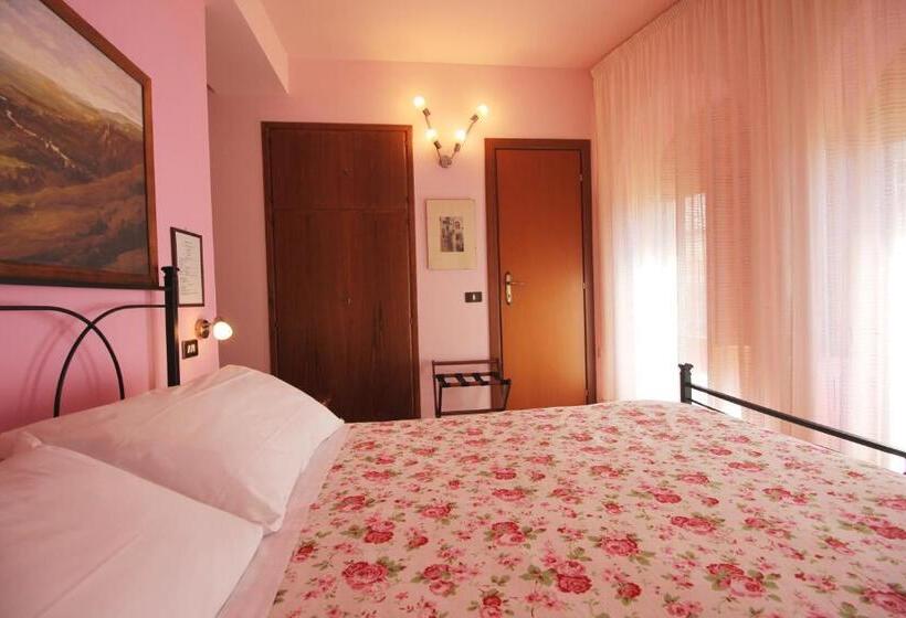 חדר סטנדרט, Pallotta