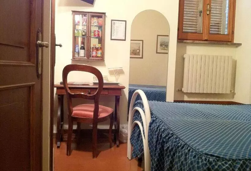 Habitación Estàndard Individual, Pallotta