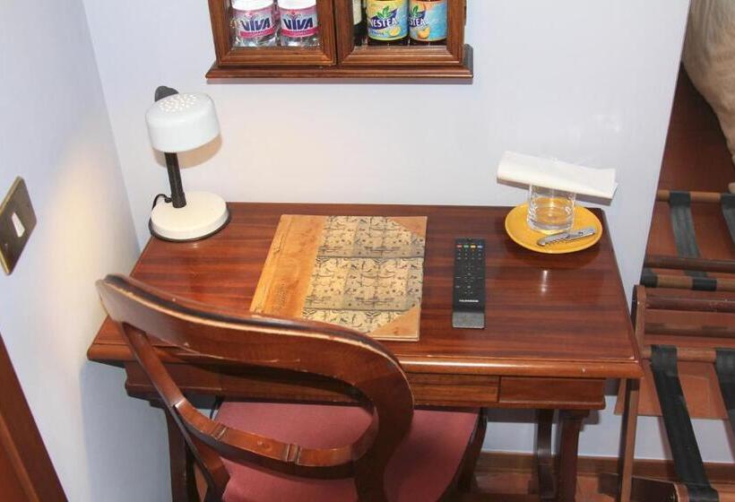 חדר סטנדרט יחיד, Pallotta