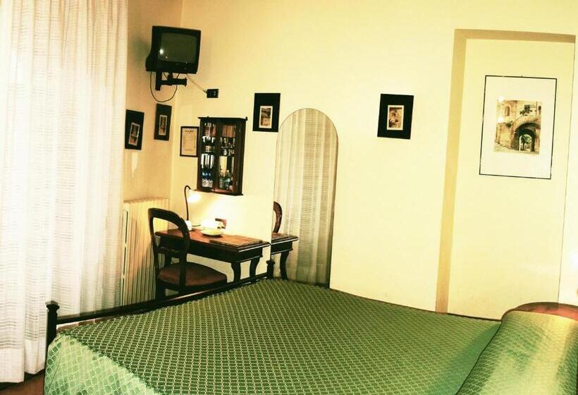 חדר סטנדרט, Pallotta