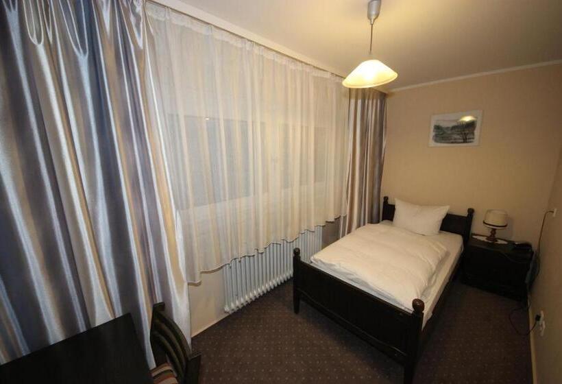 غرفة أساسية فردية, Waldblick Bsr Mit Kostenlose Bonuskarten Für Schifffahrten, Thermen, Museen Ab 2 Nächte