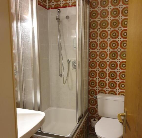 基本间, Waldblick Bsr Mit Kostenlose Bonuskarten Für Schifffahrten, Thermen, Museen Ab 2 Nächte