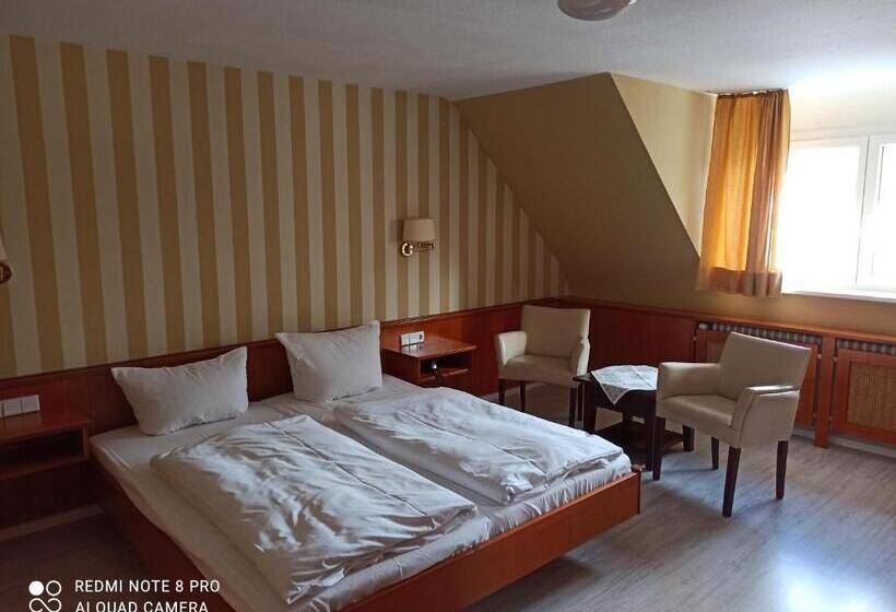 高级大房间, Waldblick Bsr Mit Kostenlose Bonuskarten Für Schifffahrten, Thermen, Museen Ab 2 Nächte