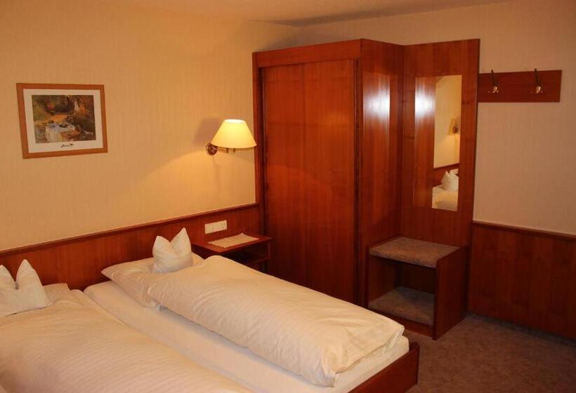 高级大房间, Waldblick Bsr Mit Kostenlose Bonuskarten Für Schifffahrten, Thermen, Museen Ab 2 Nächte