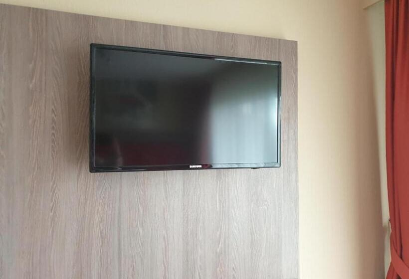 غرفة أساسية, Waldblick Bsr Mit Kostenlose Bonuskarten Für Schifffahrten, Thermen, Museen Ab 2 Nächte