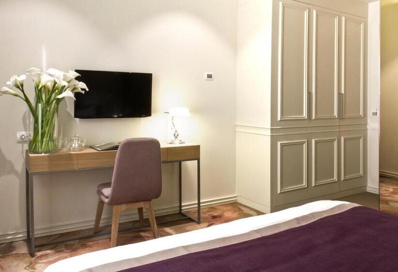 اتاق استاندارد, Jump Inn Hotel Belgrade