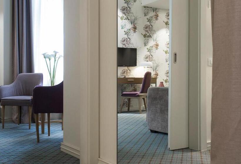 سوییت لوکس, Jump Inn Hotel Belgrade