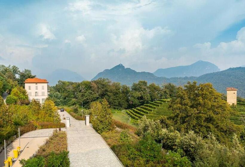 سوییت جونیور, Resort Collina D Oro Hotel, Residence & Spa