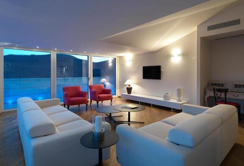 سوئیت پنت هاوس, Resort Collina D Oro Hotel, Residence & Spa