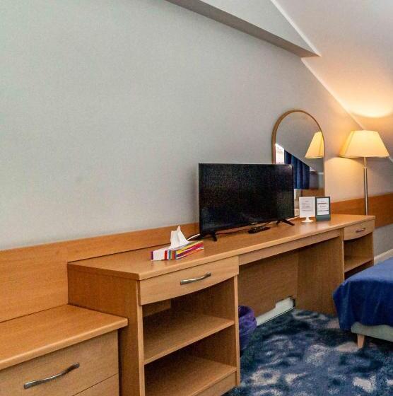 Четырехместный Номер Стандарт, Metropol