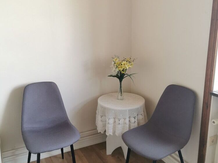 Quarto Familiar Banheiro Compartilhado, Saxvikens Vandrarhem