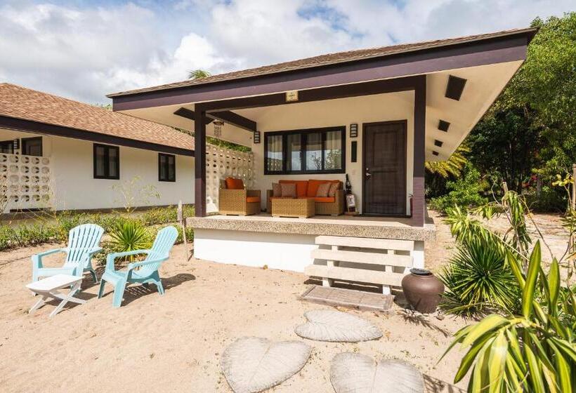 クイーンベッドのデラックスルーム, Virgin Beach Resort