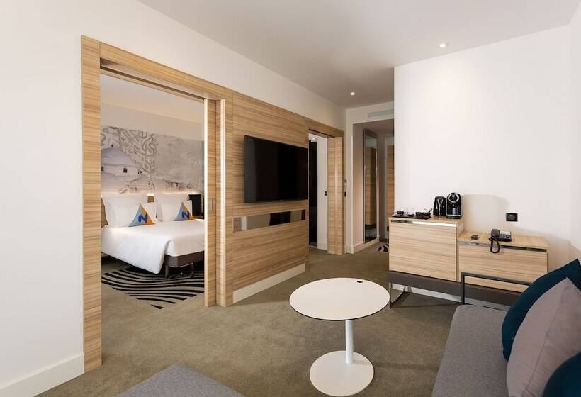 سوییت جونیور, Novotel Tunis Lac
