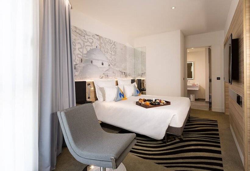 سوییت جونیور, Novotel Tunis Lac