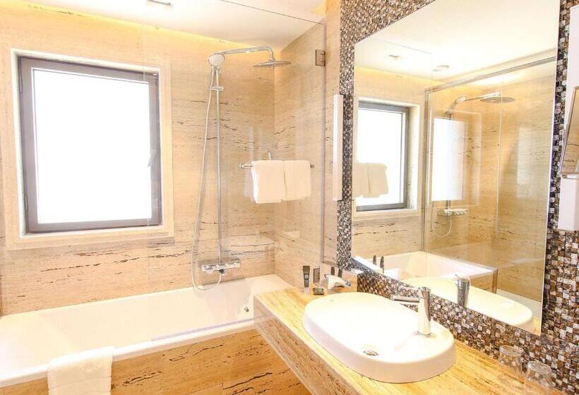 سوییت سوپریور, Novotel Tunis Lac