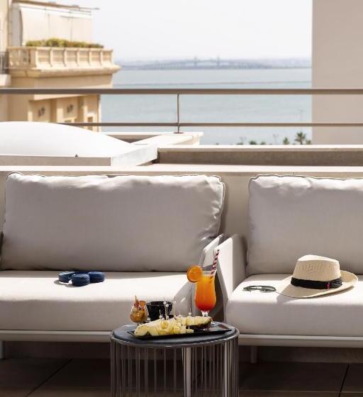 سوئیت اجرایی با تخت کینگ, Novotel Tunis Lac