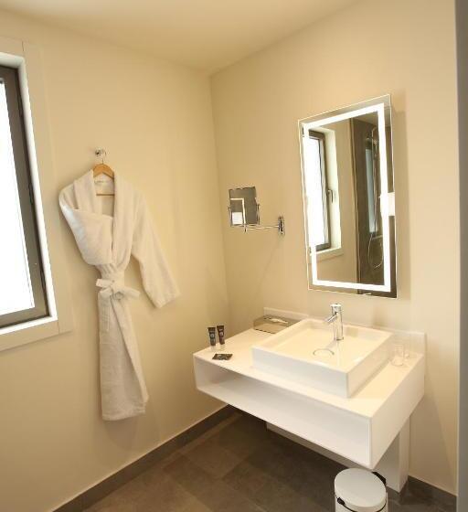 اتاق اجرایی, Novotel Tunis Lac