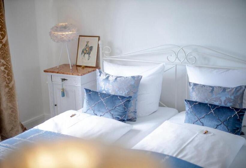 חדר סטנדרט, Balthazar Iphofen, Ohne Frühstück, Nähe Knauf Gips Kg Und Connekt, No Waste, Nachhaltig, Familiär, N