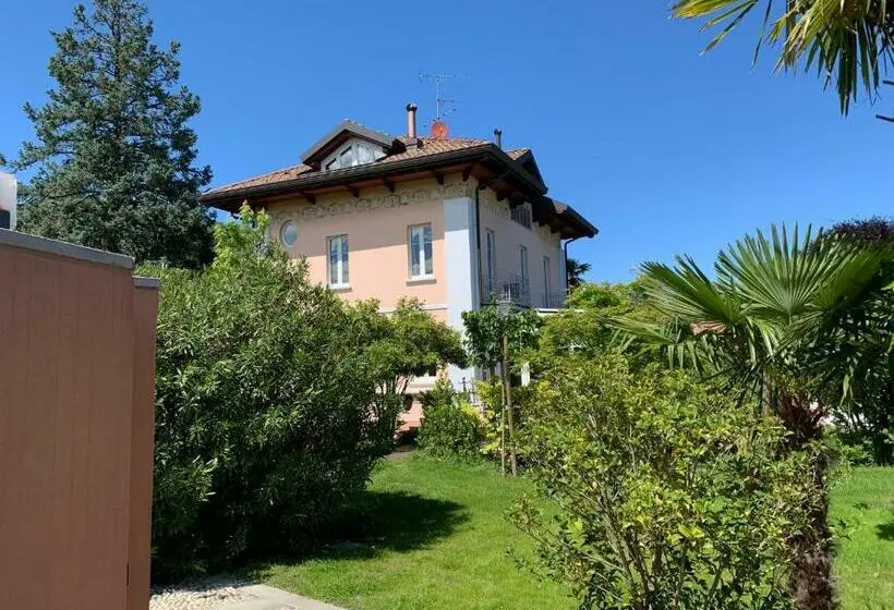 ガーデンビュースタンダードルーム, Casabella Lago Maggiore