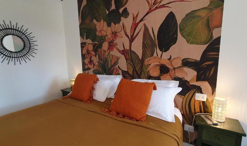 Номер Superior Вид на Сад, Villa Morro Suites