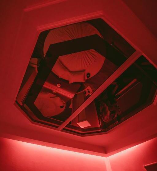 디럭스 룸, Motel Príncipe Encantado