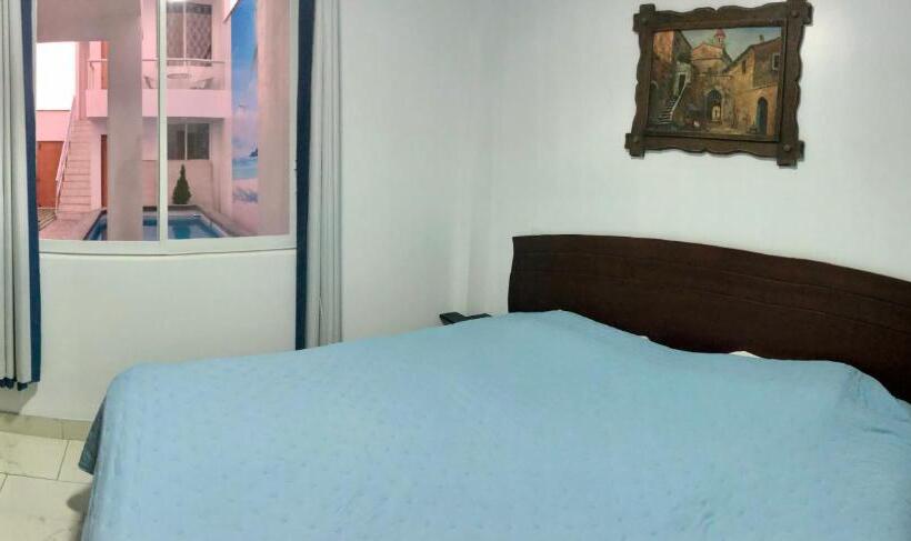 带大床的标准间, Bravo Surf Camp Punta Rocas