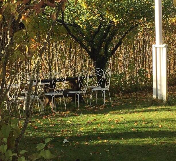 חדר משפחתי, Handlarens Villa   Vandrarhem De Luxe