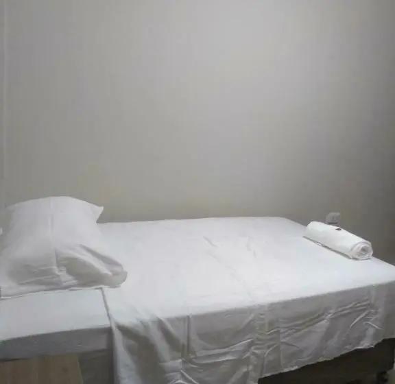 スタンダードシングルルーム, Hospedaje Bolognesi