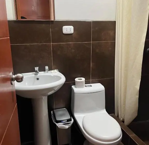 اتاق استاندارد یک نفره, Hospedaje Bolognesi