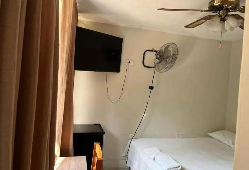 اتاق استاندارد با بالکن, Hospedaje Bolognesi