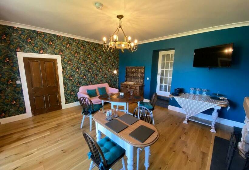Номер Deluxe Кровать Кинг, East Llanteg Guest House