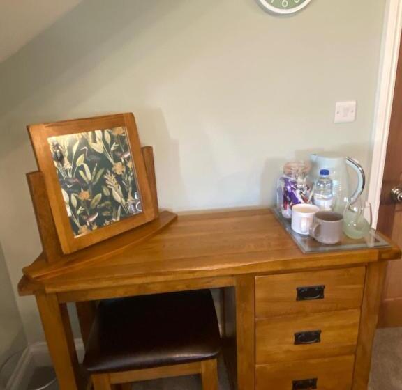 Семейный Номер Superior, East Llanteg Guest House