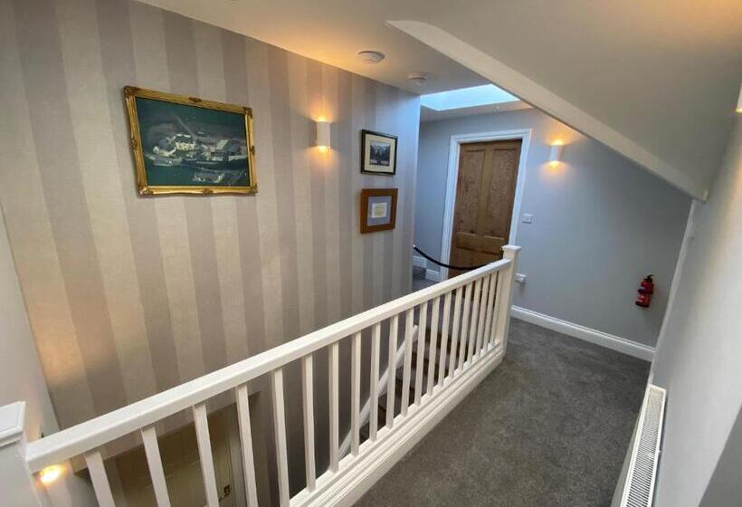 Семейный Номер Superior, East Llanteg Guest House