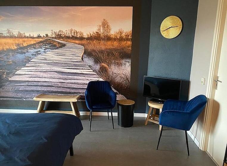 اتاق لوکس چهار تخته, Gasthuys De Peel