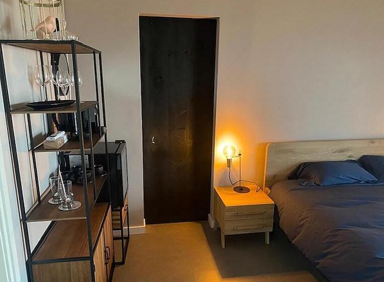 اتاق لوکس چهار تخته, Gasthuys De Peel