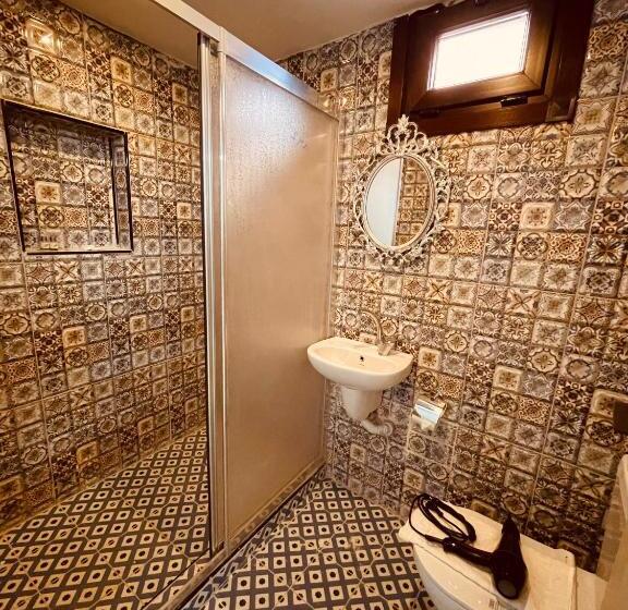 اتاق استاندارد, Lumina Boutique