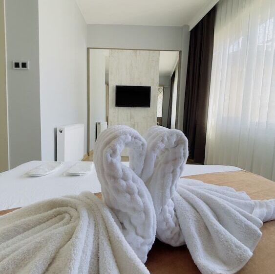 اتاق لوکس, Lumina Boutique