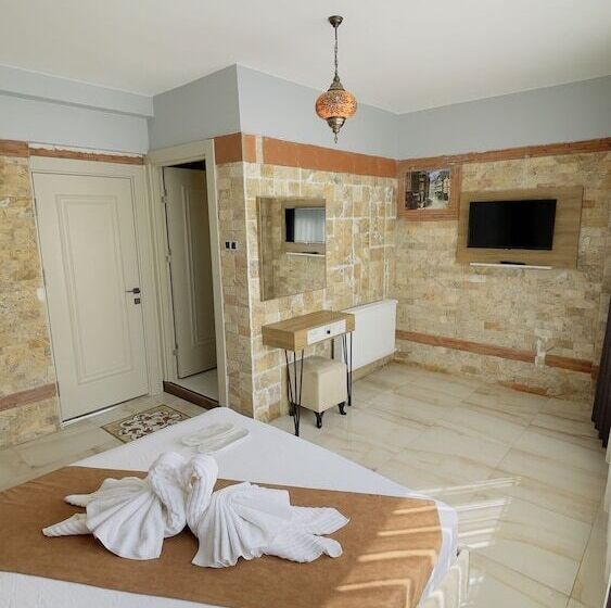 اتاق لوکس, Lumina Boutique