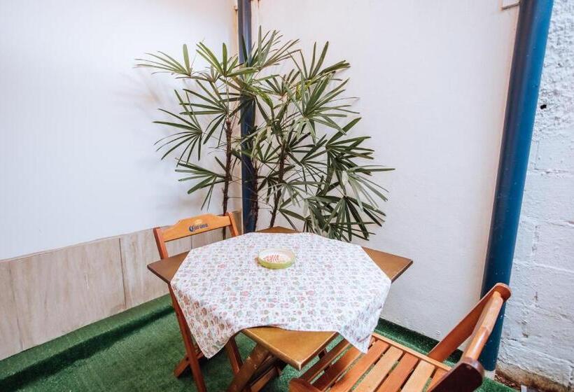 סטודיו דלוקס, Maruja