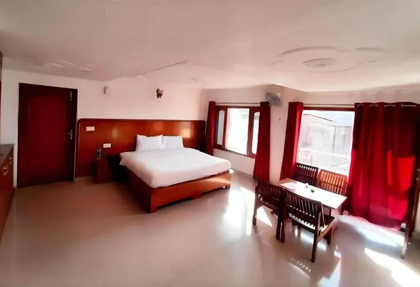 Deluxe-huone, Surya Regency Premium 3 Km Before Mall Road Kasauli