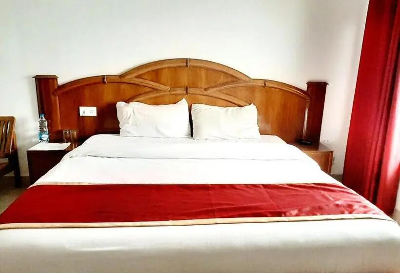 Deluxe-huone, Surya Regency Premium 3 Km Before Mall Road Kasauli