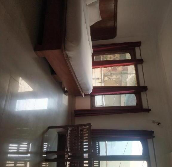 Deluxe-huone, Surya Regency Premium 3 Km Before Mall Road Kasauli